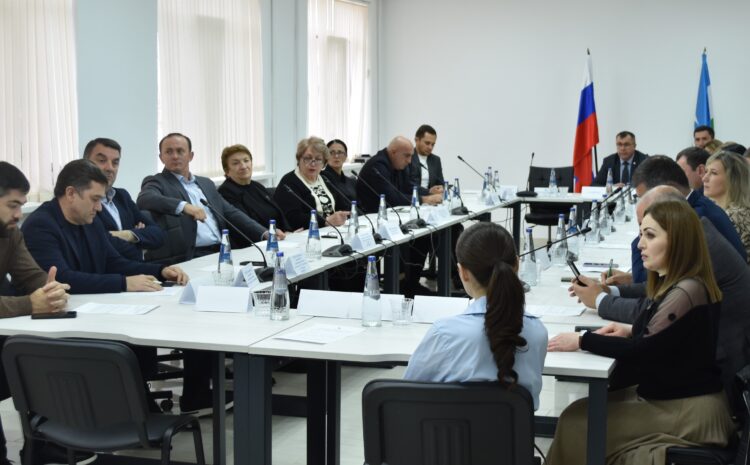 Совещание Ассоциации развития кадрового потенциала туристической отрасли (АРКПТО) с образовательными организациями и представителями бизнеса по вопросу кадрового обеспечения туристической отрасли КБР